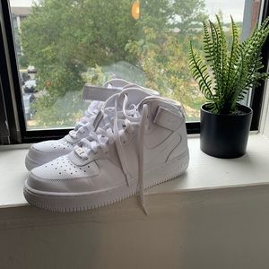 Air Force 1 High Top Sneakers